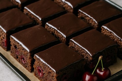 🍒🌰 Posne kocke sa rogačem i višnjama