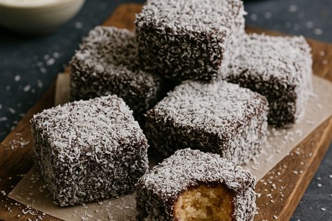 Čupavci od kokosa – ispeci, umoč i uvaljaj 🍫🥥